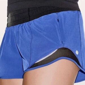 Lululemon two tone hotty hot shorts